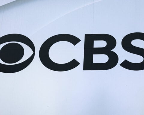 CBS picks new '60 Minutes' leader from outside TV news