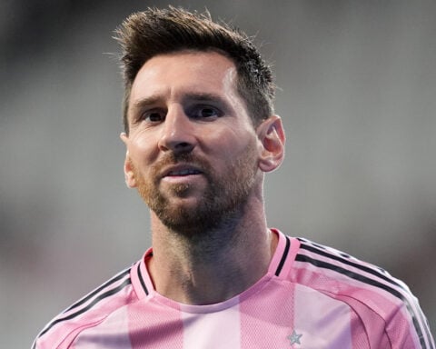 Lionel Messi is in Argentina’s World Cup squad as coach Scaloni calms injury fears