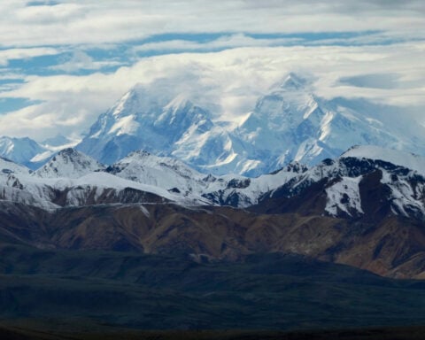 3 climbers who fell near treacherous pass on Alaska’s Mount McKinley are dead; 1 rescued