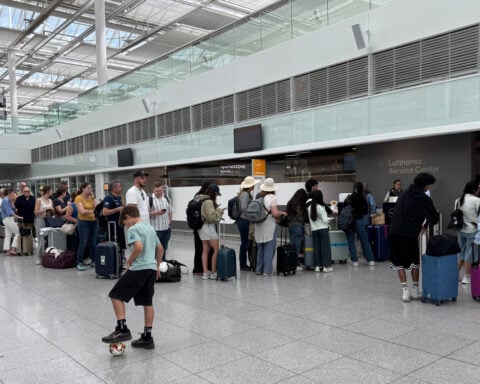 Flights briefly halted at Munich Airport over possible drone sighting
