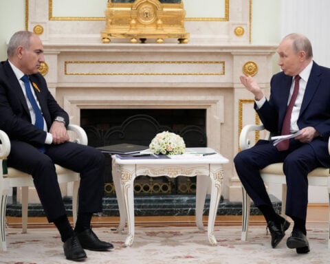 Russia recalls envoy to Armenia over EU ties ahead of vote