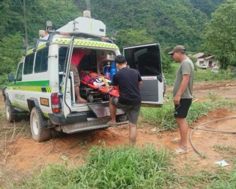 Four more villagers freed from flooded cave in Laos