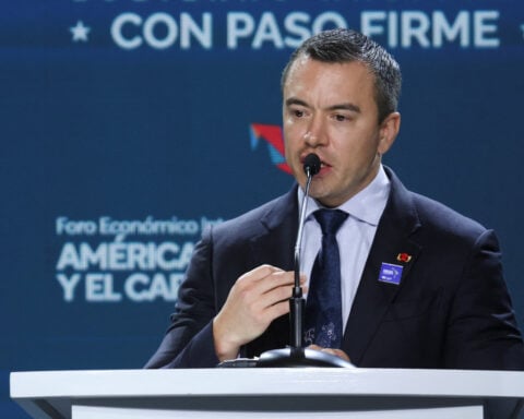 Colombia accuses Ecuador of “deliberate interference” in presidential election amid tariff spat