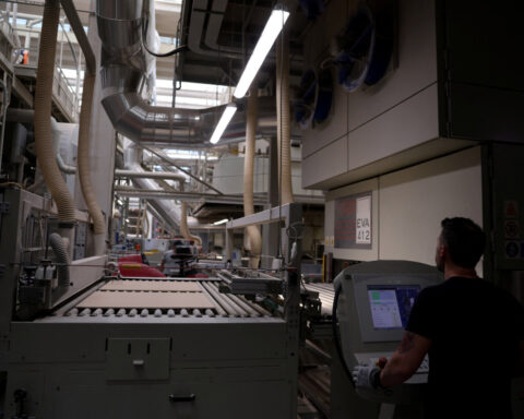 Italian manufacturing cost pressures continue to mount, PMI shows