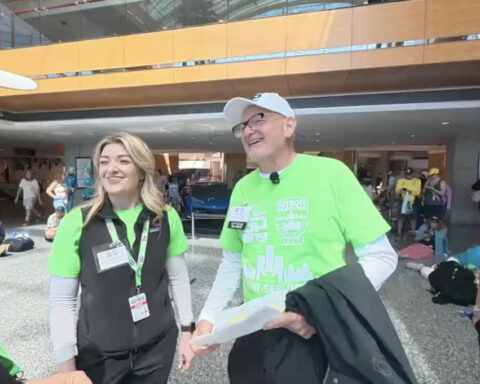 Detroit Grand Prix father-daughter volunteers help make winner's circle moments shine