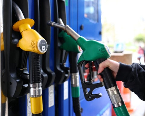 Euro zone inflation jump reinforces case for June rate hike