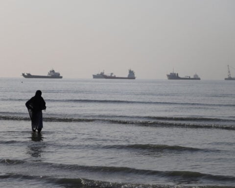 94 days of paralysis: The Strait of Hormuz remains choked off