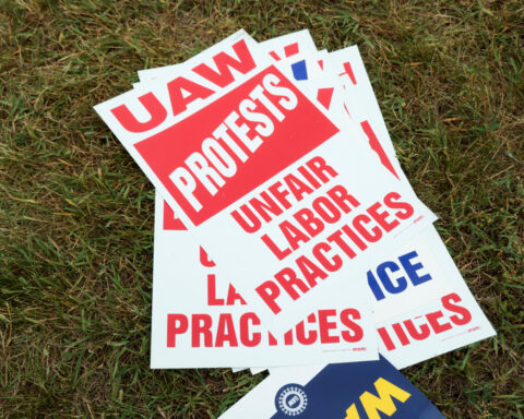 UAW strike against GM axle supplier continues without talks, union official says