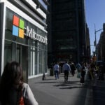 People are flooding AI chatbots with health questions. Microsoft is teaming up with Mayo Clinic to help
