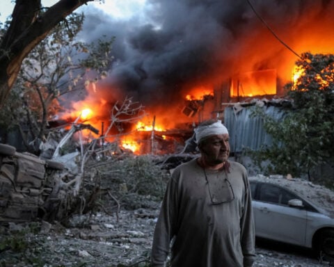 At least 23 killed in Russian attack, Ukrainian president says new assault possible