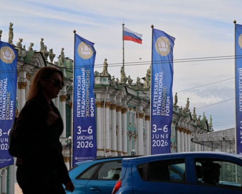 Putin's 'Davos' haunted by war and stagnation despite the swank of influencers