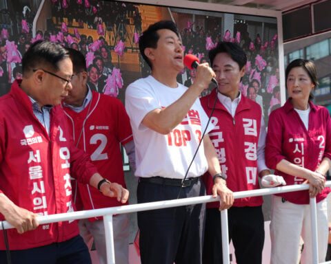 South Koreans vote in local elections seen as a gauge of support after President Lee's first year