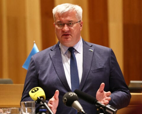 Ukrainian foreign minister calls for dialogue with Poland over army unit name