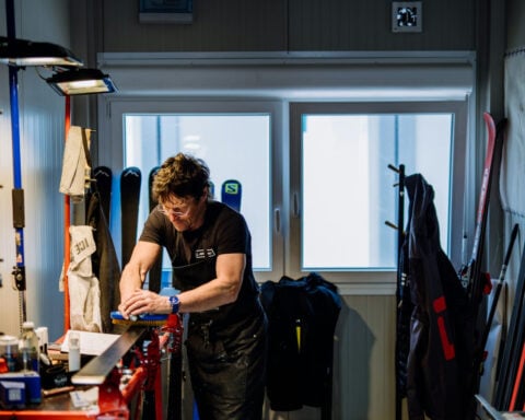 PFAS in ski wax: Despite bans, these forever chemicals linger in wax rooms, study shows – so does their health risk