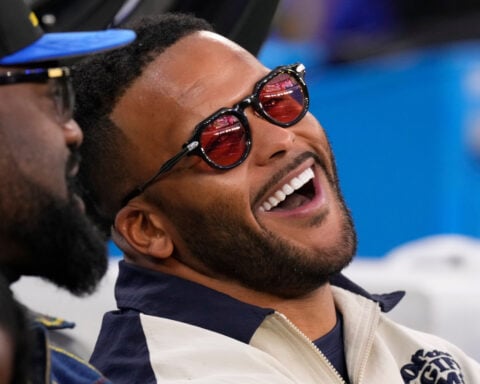 Sean McVay doesn't shoot down speculation on Aaron Donald returning to Rams alongside Myles Garrett