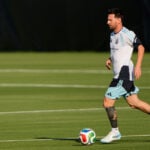 Argentina’s World Cup title defense draws a frenzy in Kansas City as Messi nurses a hamstring strain