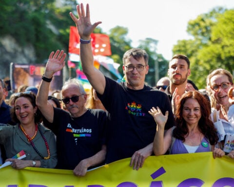 Hungarian prosecutors drop charges against Budapest mayor for organising Pride march