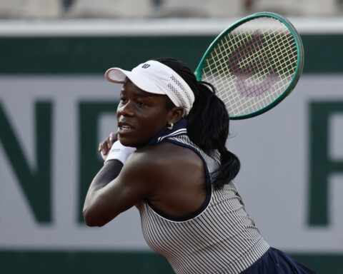Tennis-Williams to partner Canada's Mboko on competitive return at Queen's Club