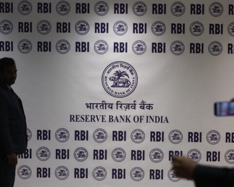 India ramps up defence of faltering rupee after holding fire on rates