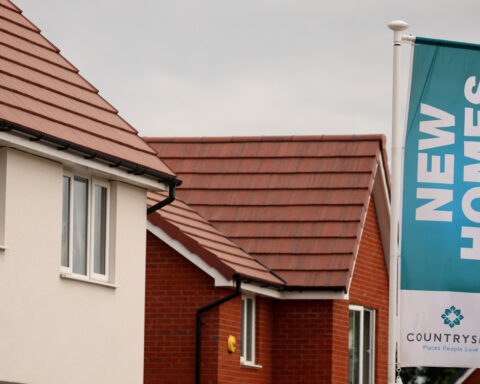 UK house prices fall unexpectedly as market feels Iran war impact