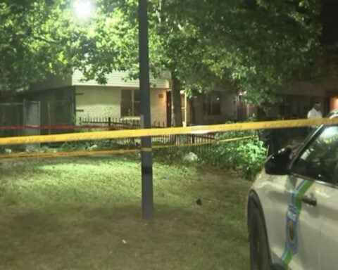 Delivery driver shot and killed after shooter orders pizza to abandoned apartment, police say