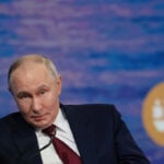 Putin held 'friendly one-on-one meeting' with Germany's Schroeder, Kremlin says
