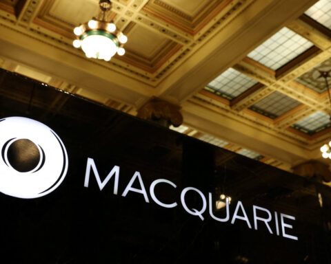 Cargill in talks to sell metals unit to Macquarie, sources say