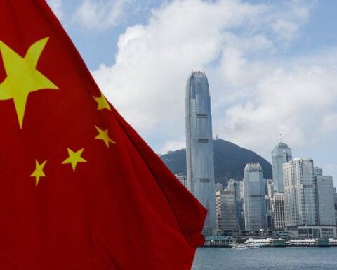 China to tighten oversight of private investment funds