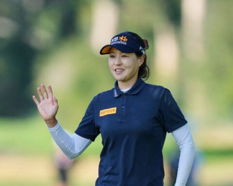 Nelly Korda seizes share of 3rd-round lead at US Women's Open with late birdie spree