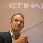 Etihad Airways orders widebody planes, sees return to pre-war capacity in June