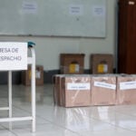 Peru votes in tight presidential run-off in test of Latin America's rightward shift