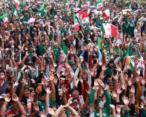 From ‘The Wave’ to ‘Ole, Ole, Ole’: Mexico’s World Cup soccer traditions explained