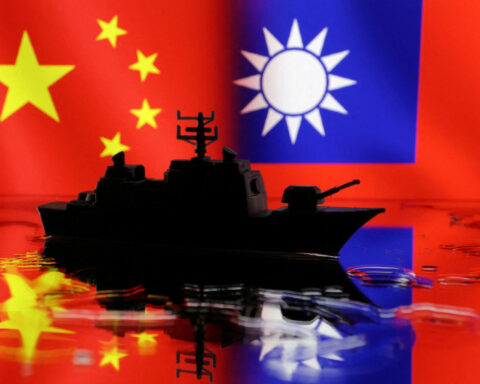 Taiwan coast guard 'expels' Chinese ships from restricted waters