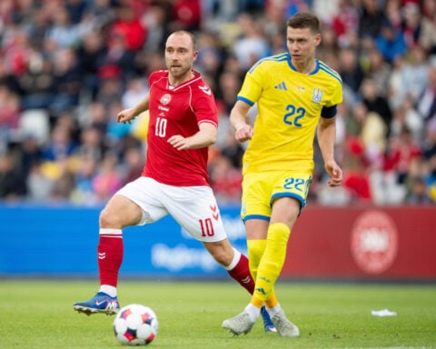 Christian Eriksen 'conscious' after another on-field collapse in Denmark match, national team says