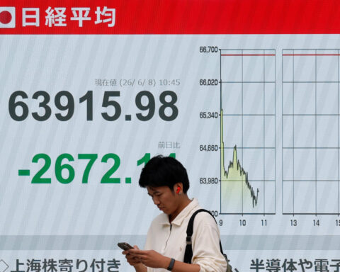 Tumbling tech darlings slam brakes on AI rally