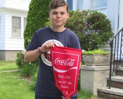 Cancer survivor from Massachusetts to serve as flag bearer during World Cup in Foxboro