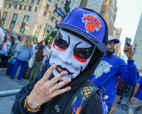 Knicks fever sweeps New York for Game 3 of the NBA Finals against the Spurs