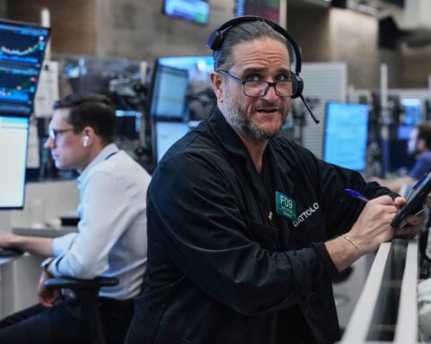 More swings for AI stocks drag Wall Street back on the roller coaster