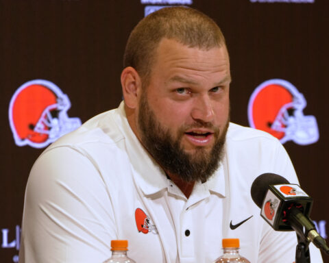 Joel Bitonio announces retirement after 12 seasons, all with the Cleveland Browns