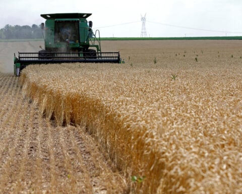 Rising fuel prices hit US farms as Iran war drags on