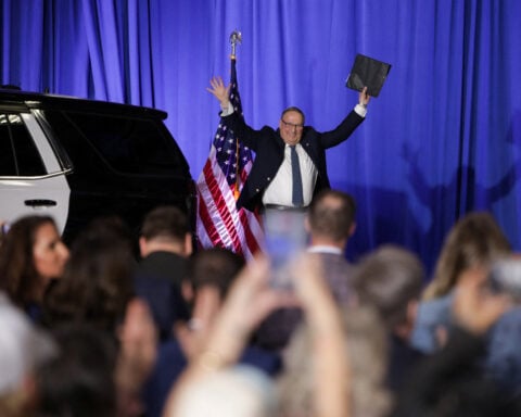 LePage wins Maine Republican nod in key US House battleground