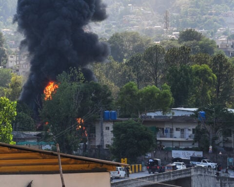 Pakistan army helicopter crashes in Kashmir because of technical fault, killing all on board