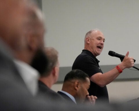 Texas Tech defends playing QB Brendan Sorsby amid gambling addiction, says 'it's not murder'