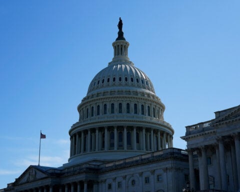 US May budget deficit shrinks but customs collections turn negative due to tariff refunds