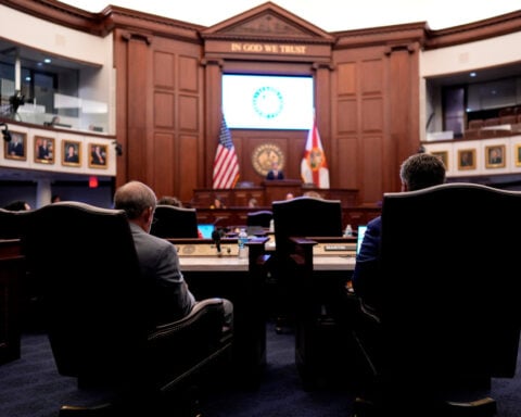 Florida court allows use of new US House districts drawn by Republicans for midterm elections