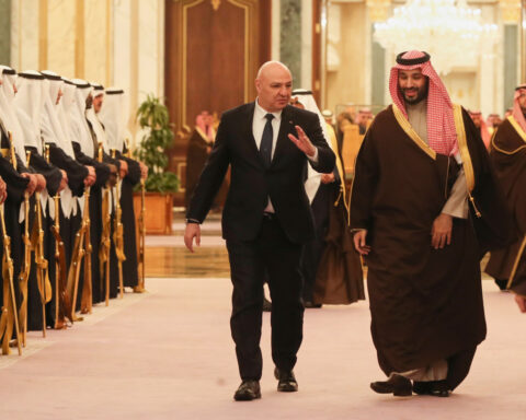 Saudi Arabia lifts 5-year ban on Lebanese imports, marking a thaw in Gulf-Lebanon ties