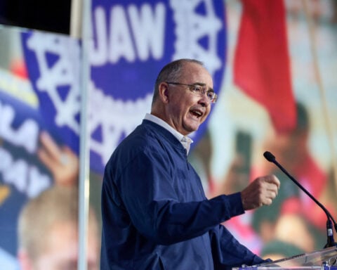 UAW reaches deal with Dauch Corp after 10-day strike