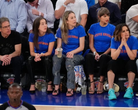 Taylor Swift attends Knicks' record-breaking rally over Spurs in Game 4 of the NBA Finals