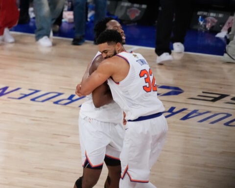 'Right hand from God': One play, 4.5 seconds and a place in Knicks lore