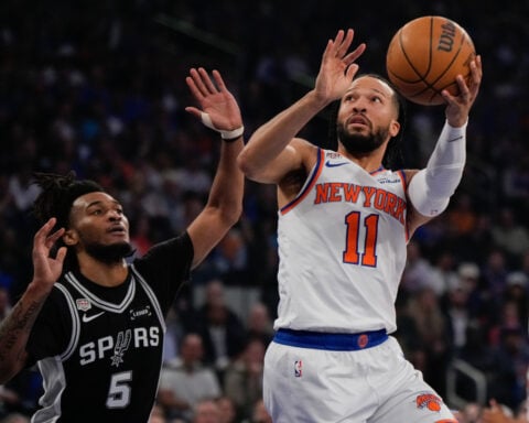 The Spurs are still believers, but it's the Knicks who are 1 game from winning the NBA title